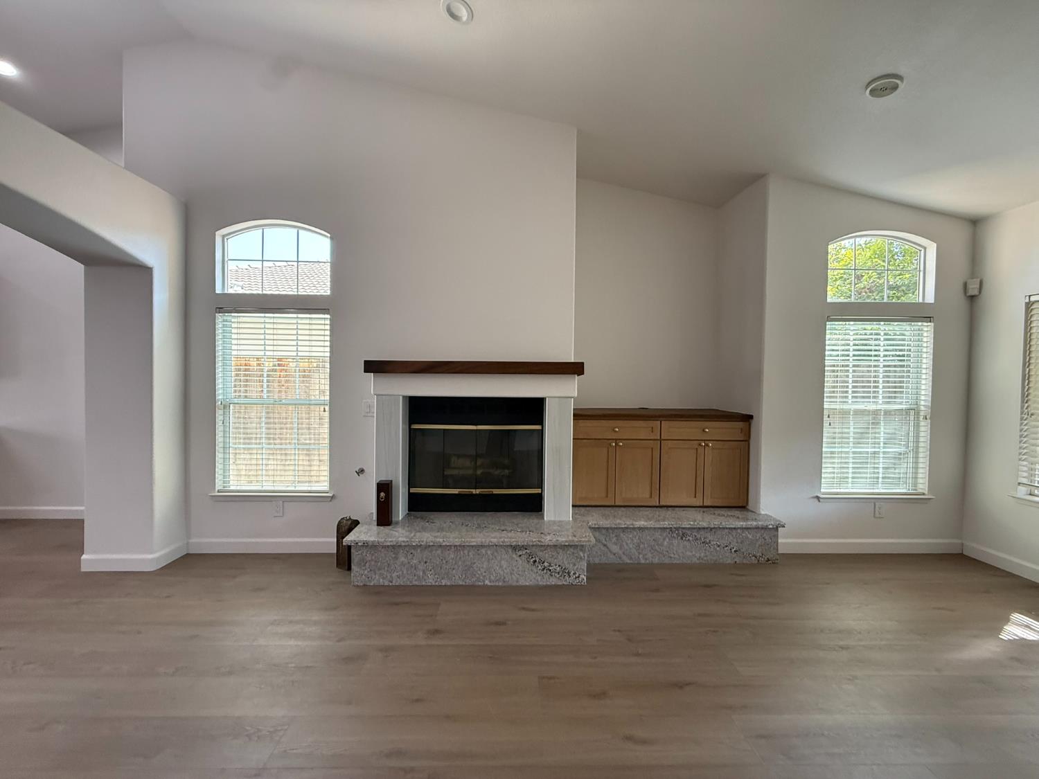 143 West Loop, Madera, CA 93637