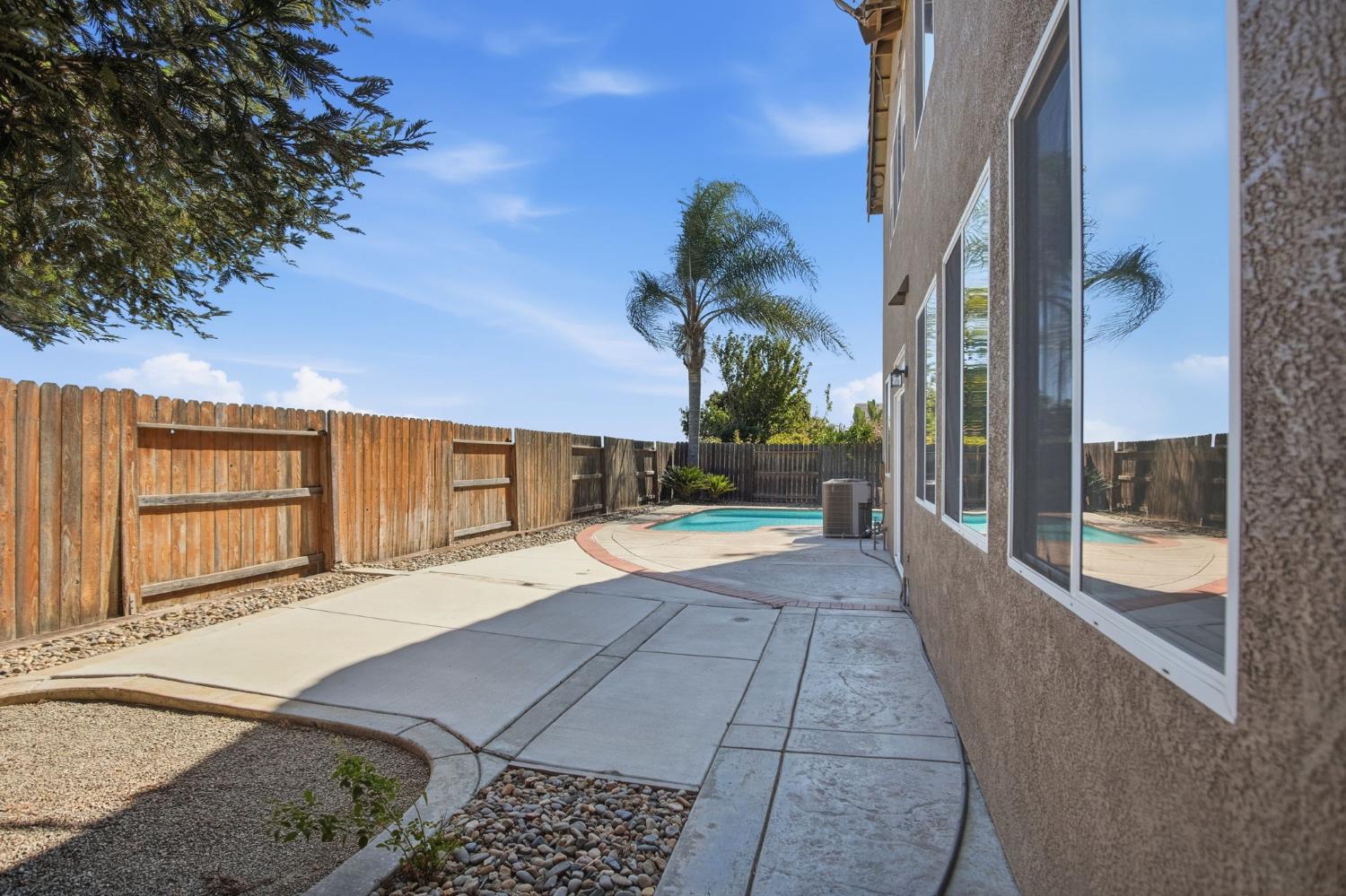 1401 Jake Creek Dr, Patterson, CA 95363