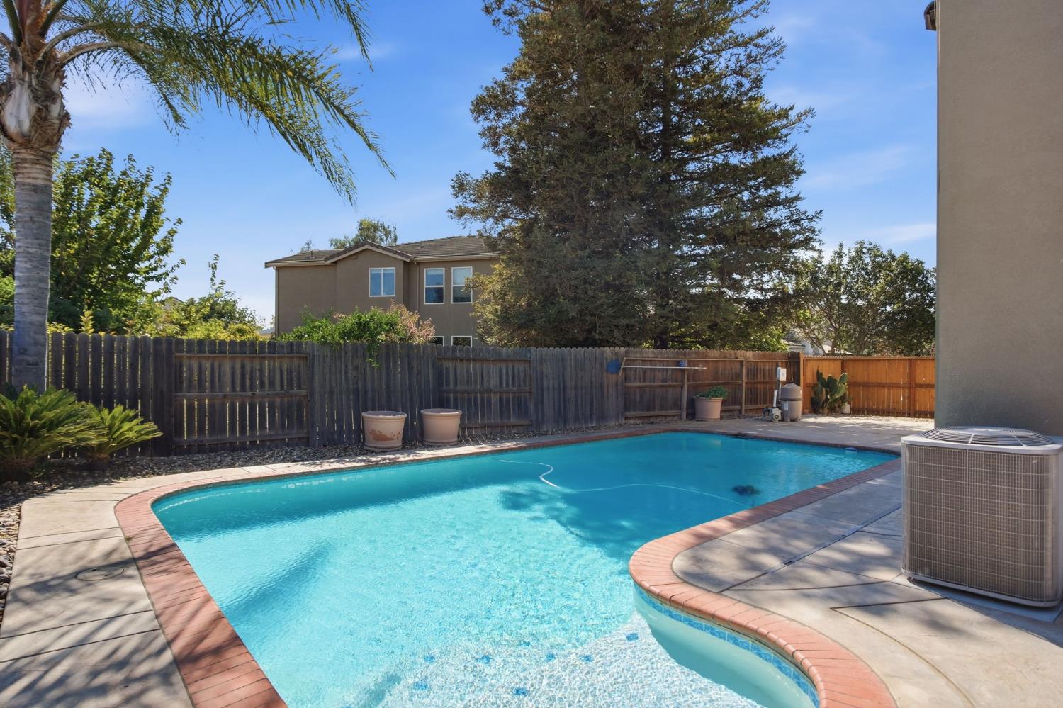 1401 Jake Creek Dr, Patterson, CA 95363