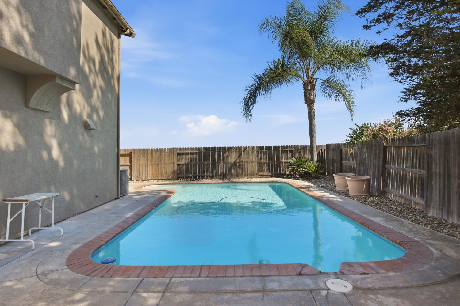 1401 Jake Creek Dr, Patterson, CA 95363
