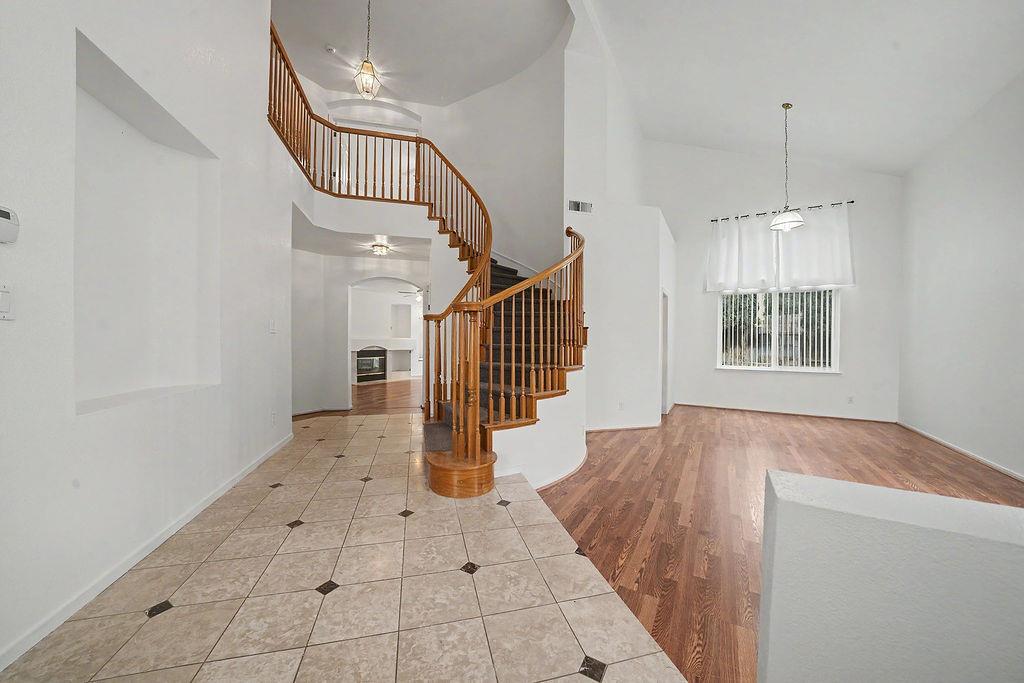 1066 Ruess Rd, Ripon, CA 95366