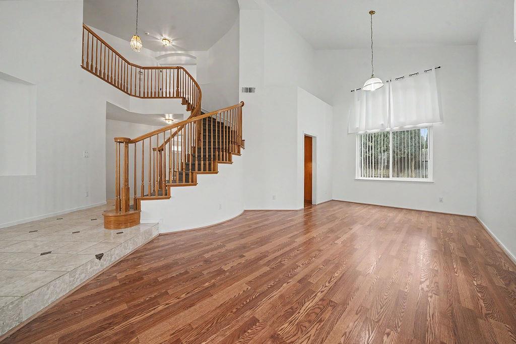 1066 Ruess Rd, Ripon, CA 95366
