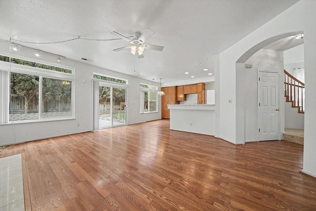 1066 Ruess Rd, Ripon, CA 95366