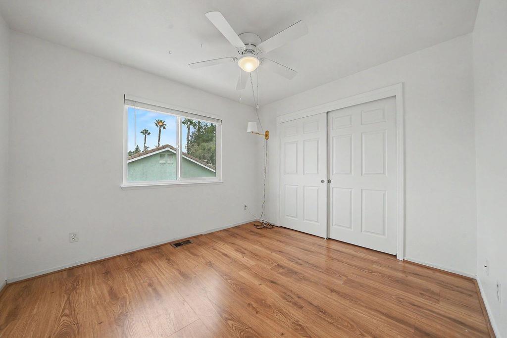 1066 Ruess Rd, Ripon, CA 95366