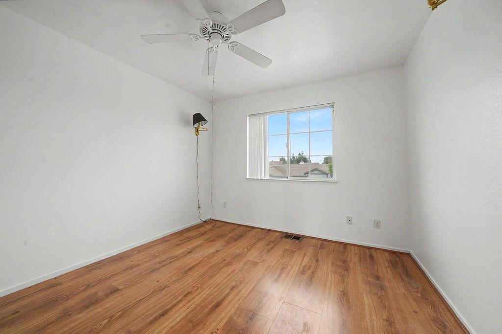 1066 Ruess Rd, Ripon, CA 95366