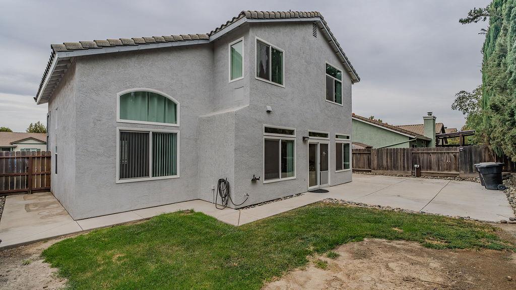 1066 Ruess Rd, Ripon, CA 95366