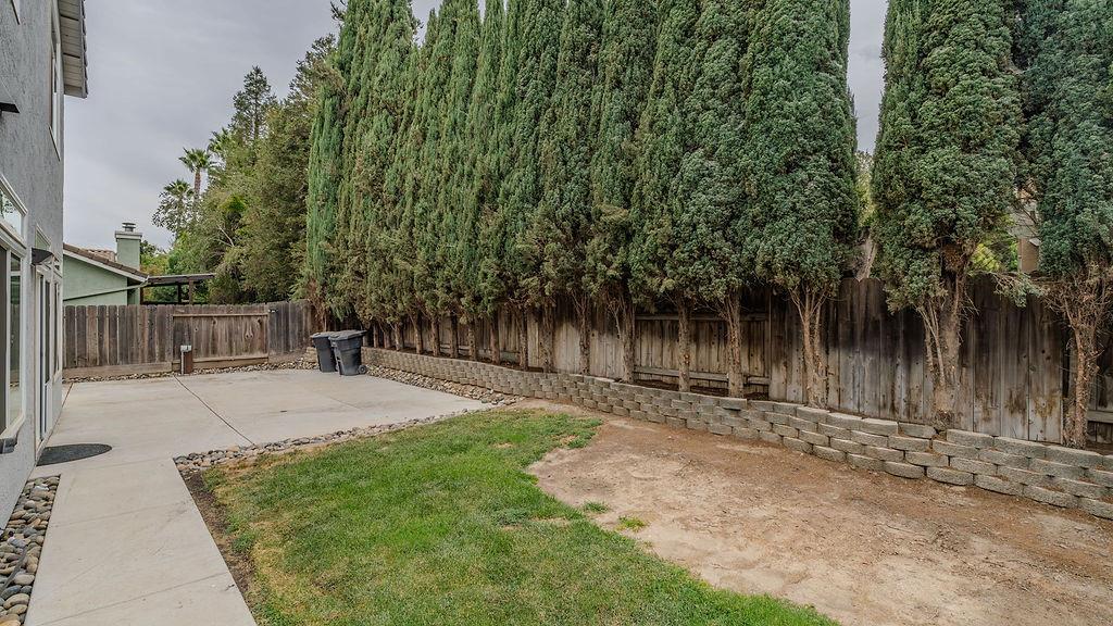 1066 Ruess Rd, Ripon, CA 95366