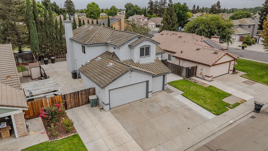1066 Ruess Rd, Ripon, CA 95366