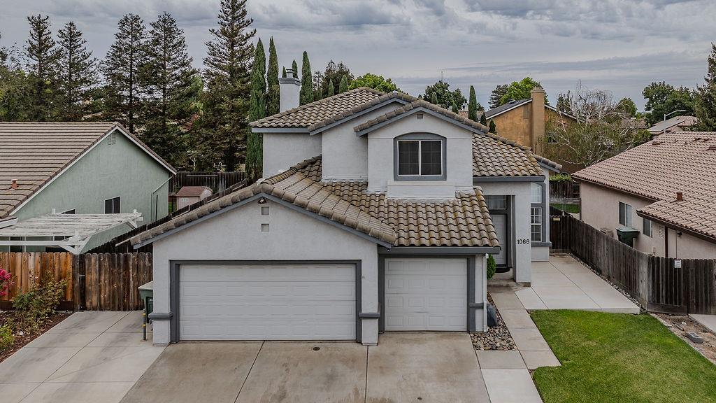 1066 Ruess Rd, Ripon, CA 95366