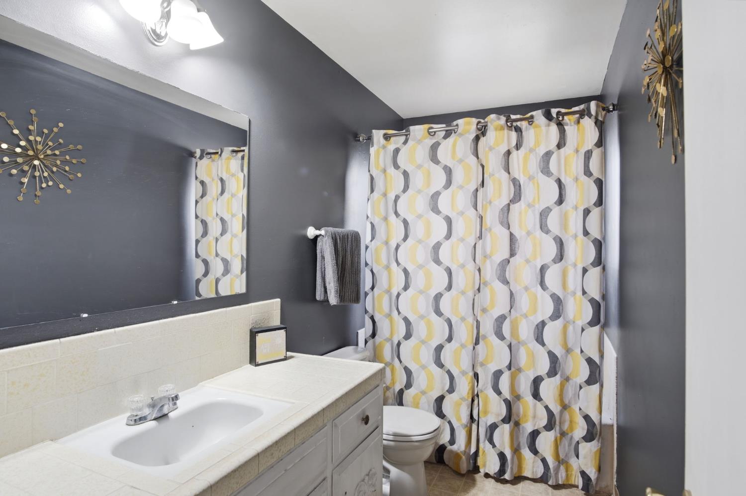 3125 N Parsons Ave, Merced, CA 95340