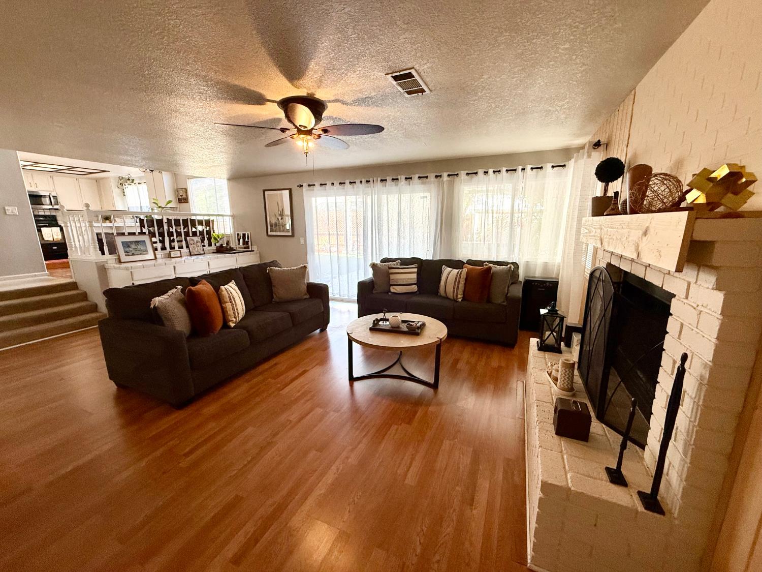 1010 Neal St, Los Banos, CA 93635