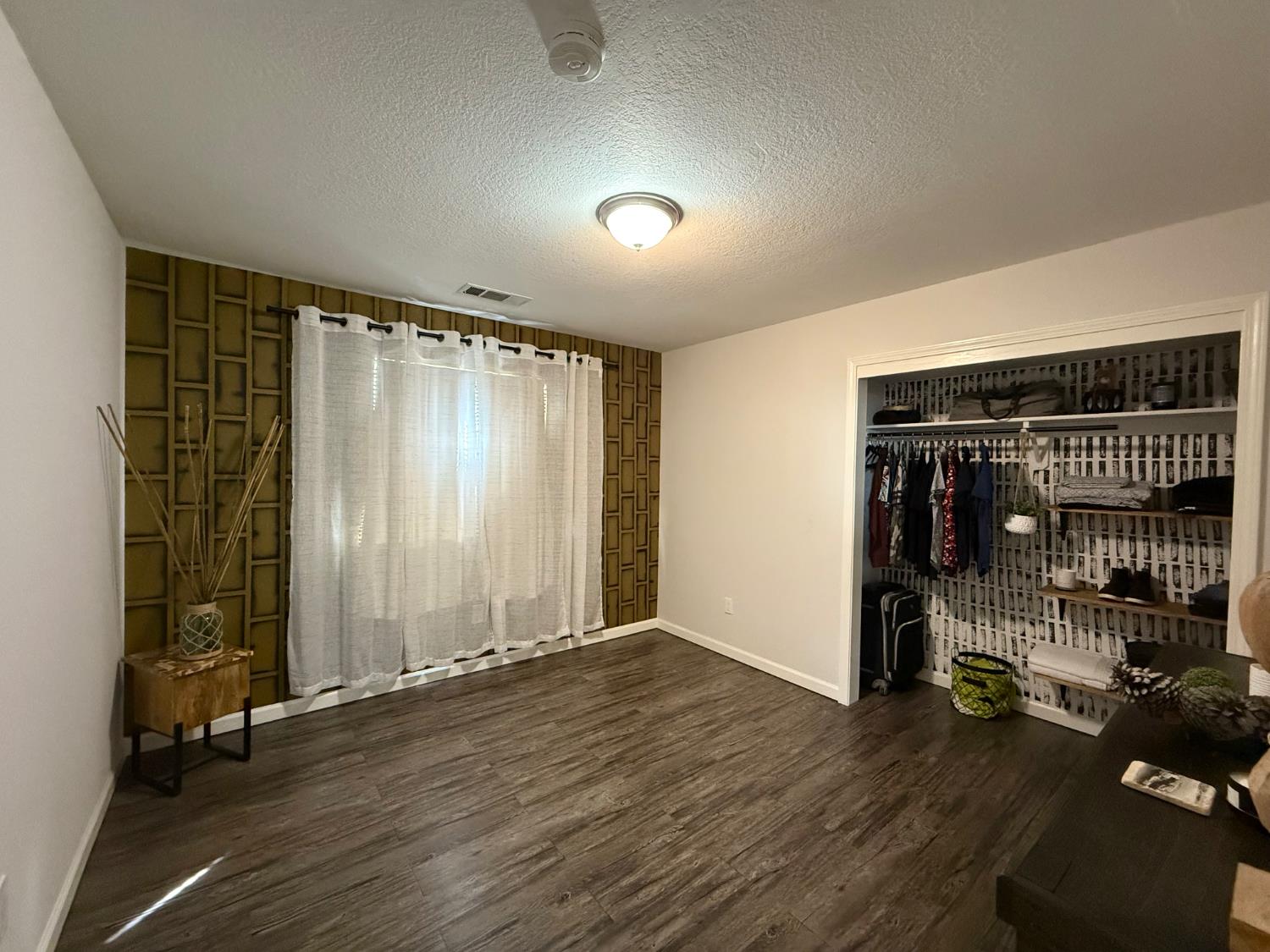 1010 Neal St, Los Banos, CA 93635