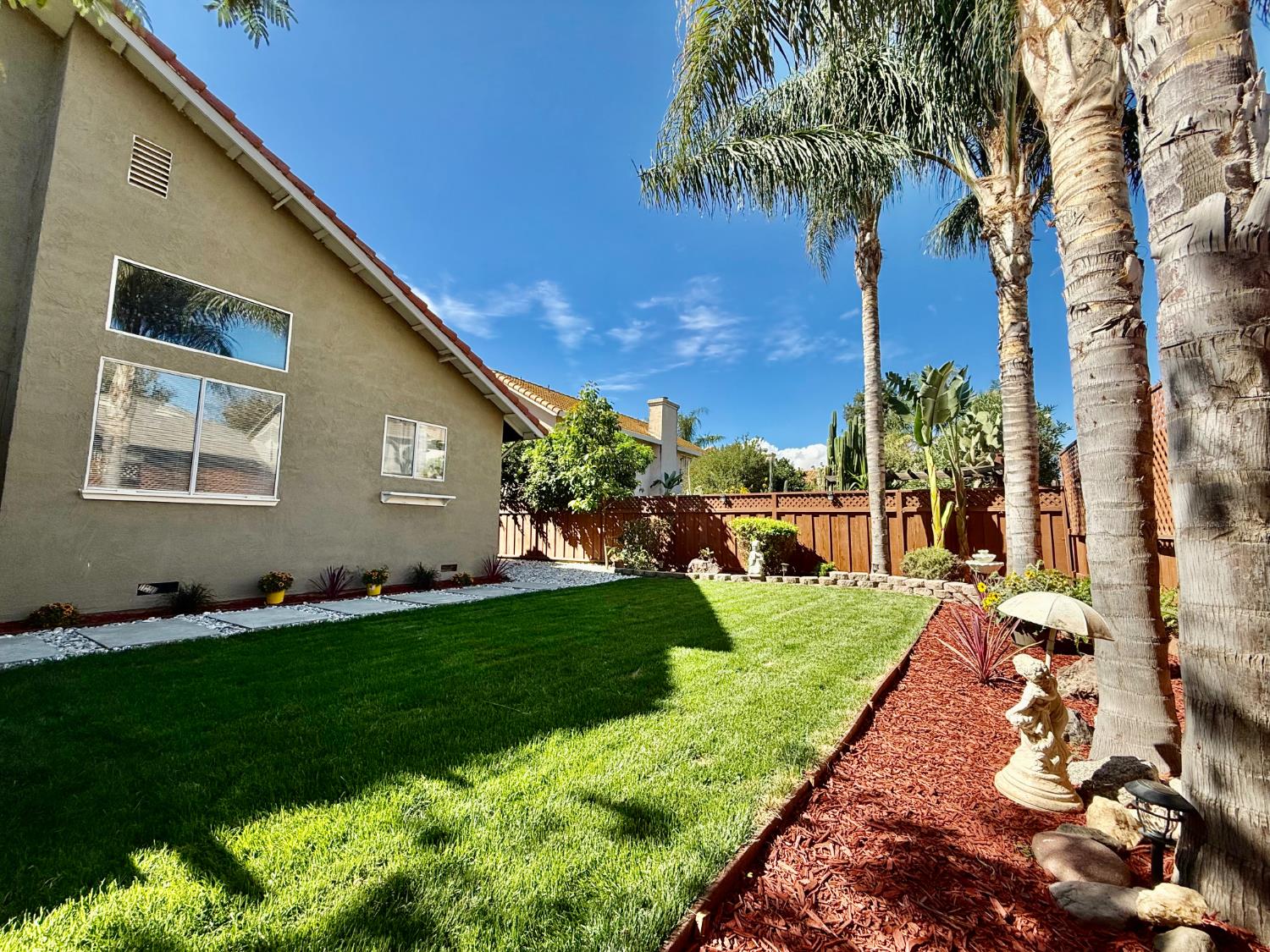 1010 Neal St, Los Banos, CA 93635