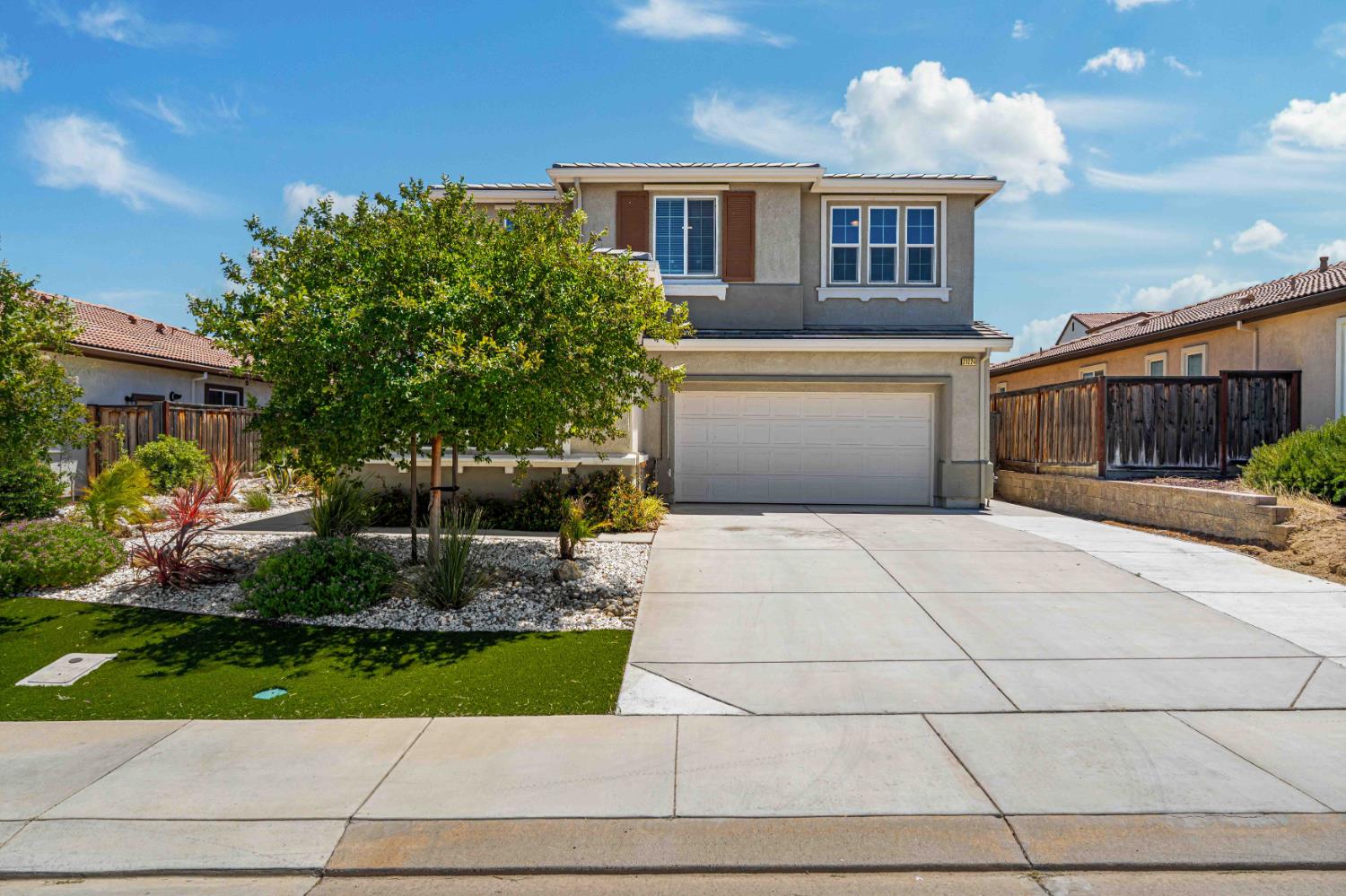 21224 Grapevine Dr, Patterson, CA 95363