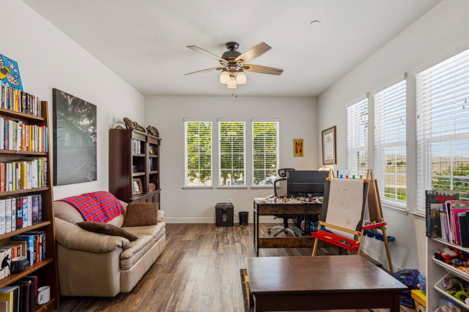 21224 Grapevine Dr, Patterson, CA 95363