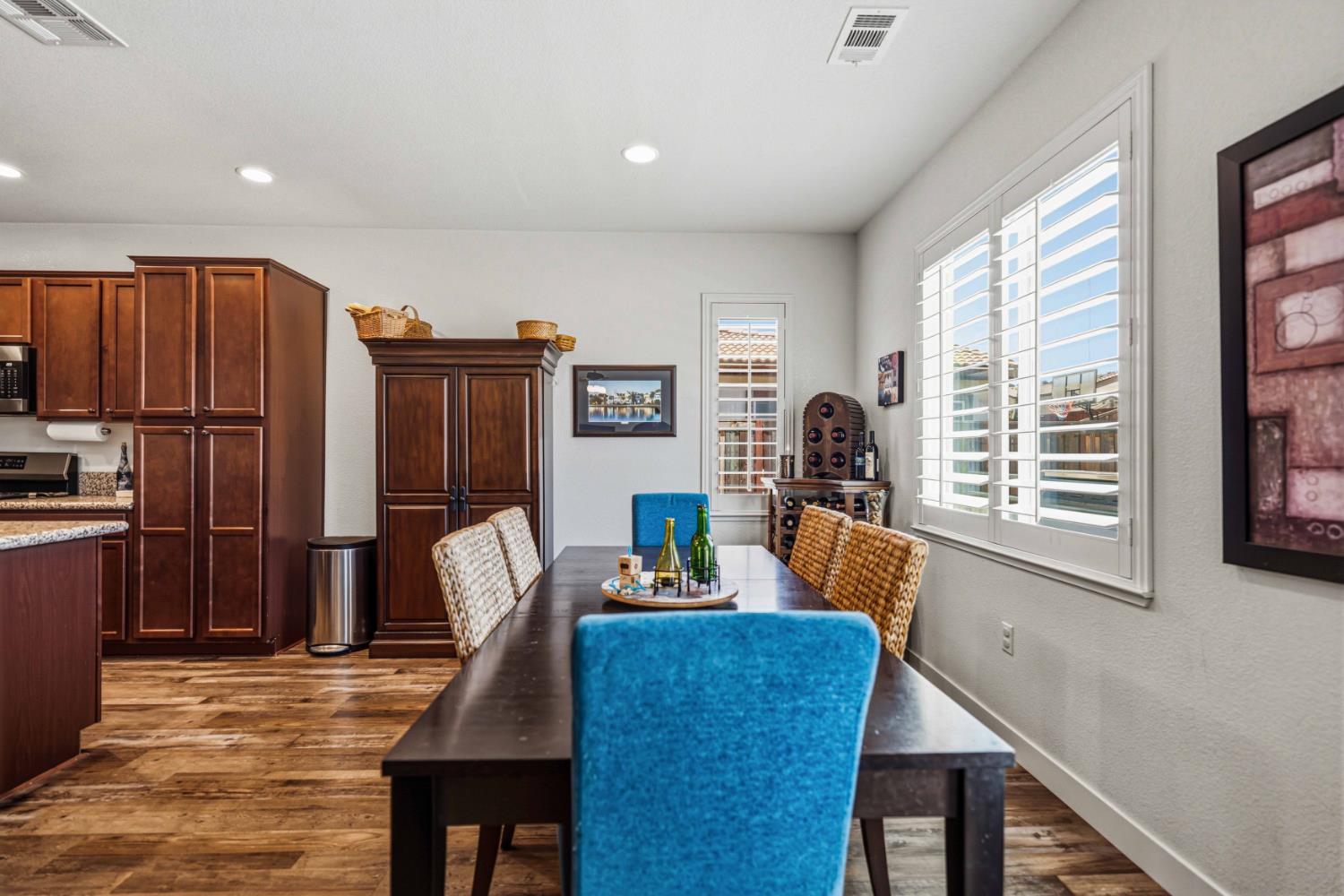 21224 Grapevine Dr, Patterson, CA 95363