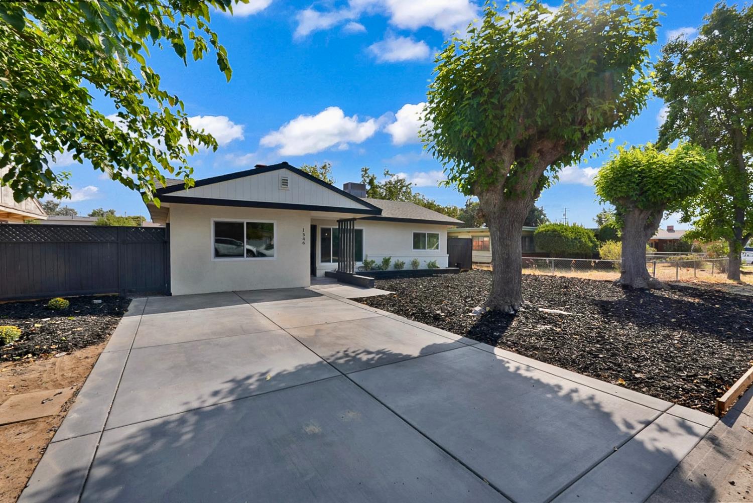 1546 Bedford Ave, Modesto, CA 95351
