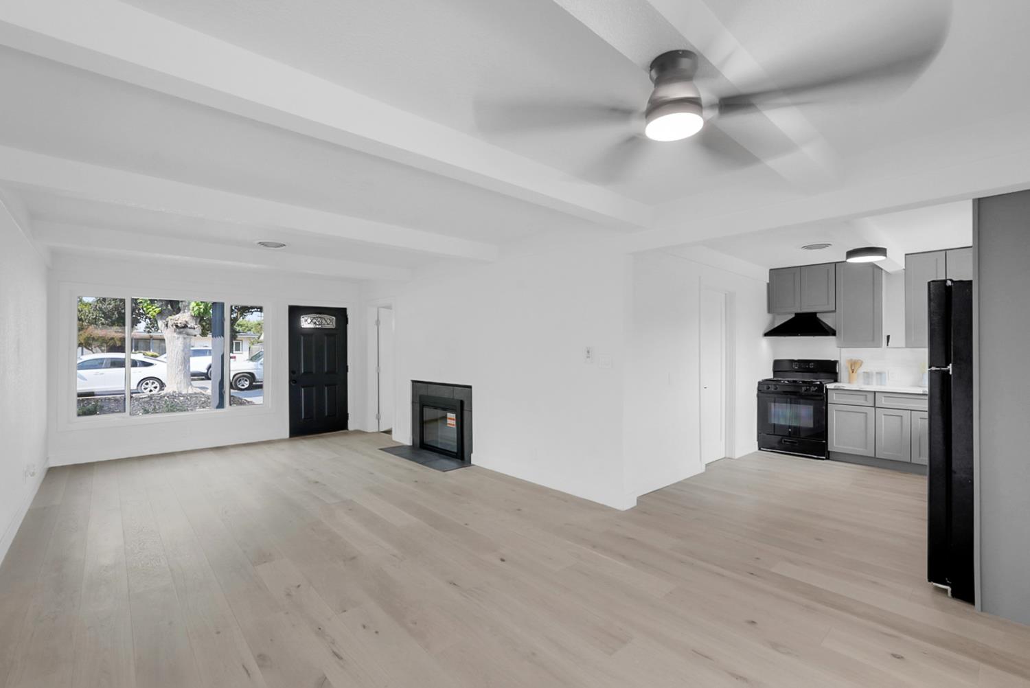 1546 Bedford Ave, Modesto, CA 95351
