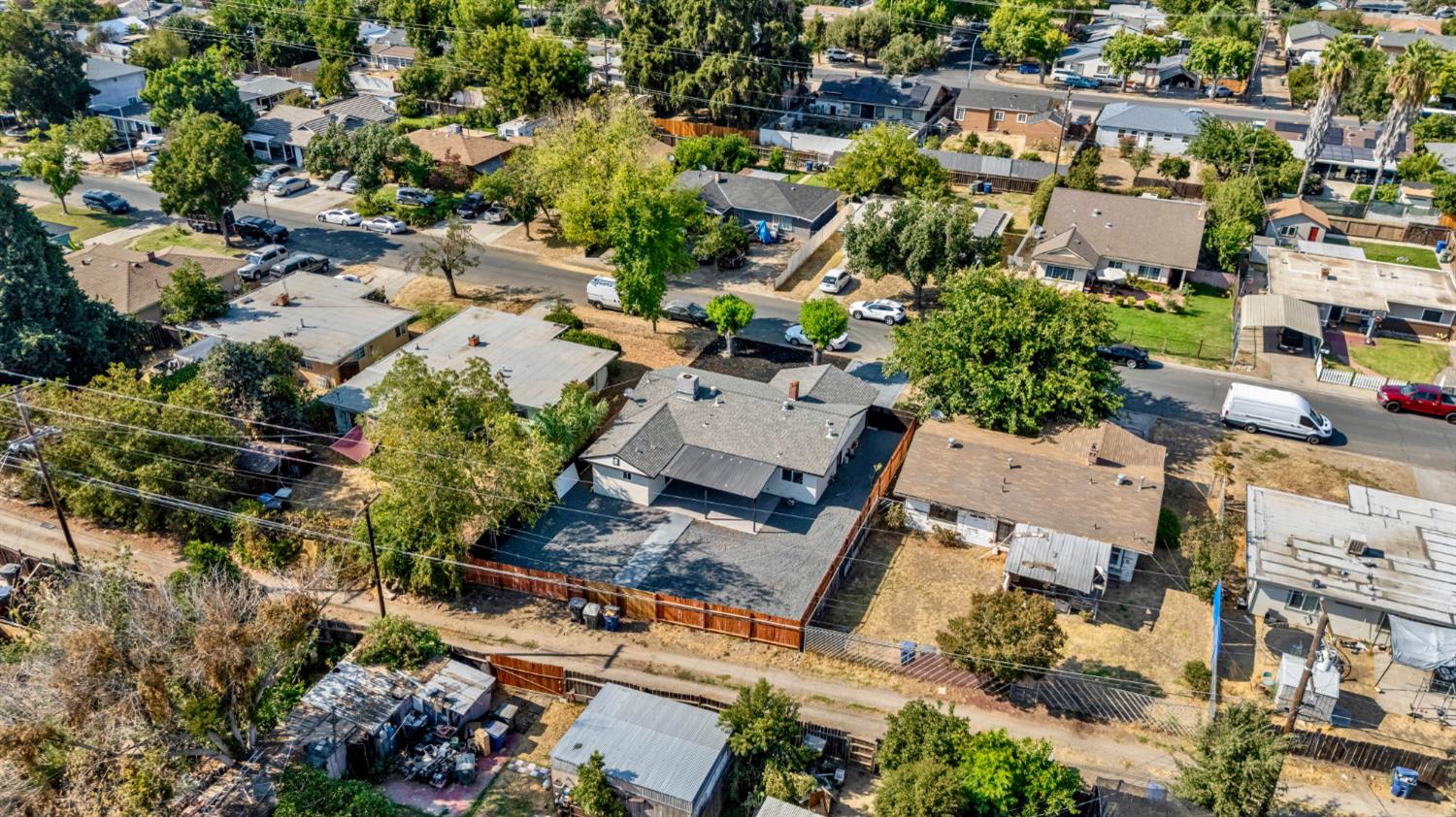 1546 Bedford Ave, Modesto, CA 95351
