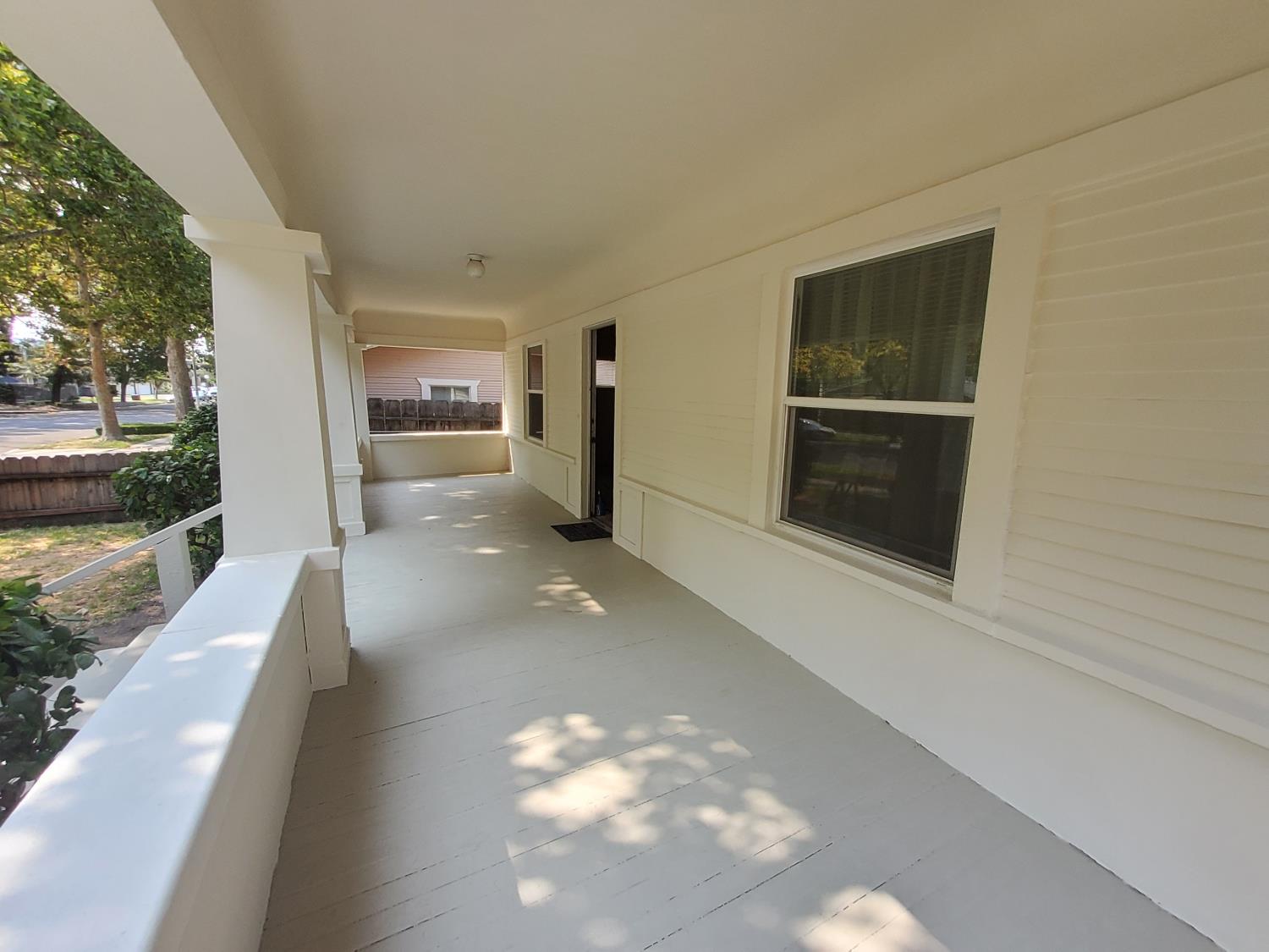 211 Orange Ave, Modesto, CA 95350