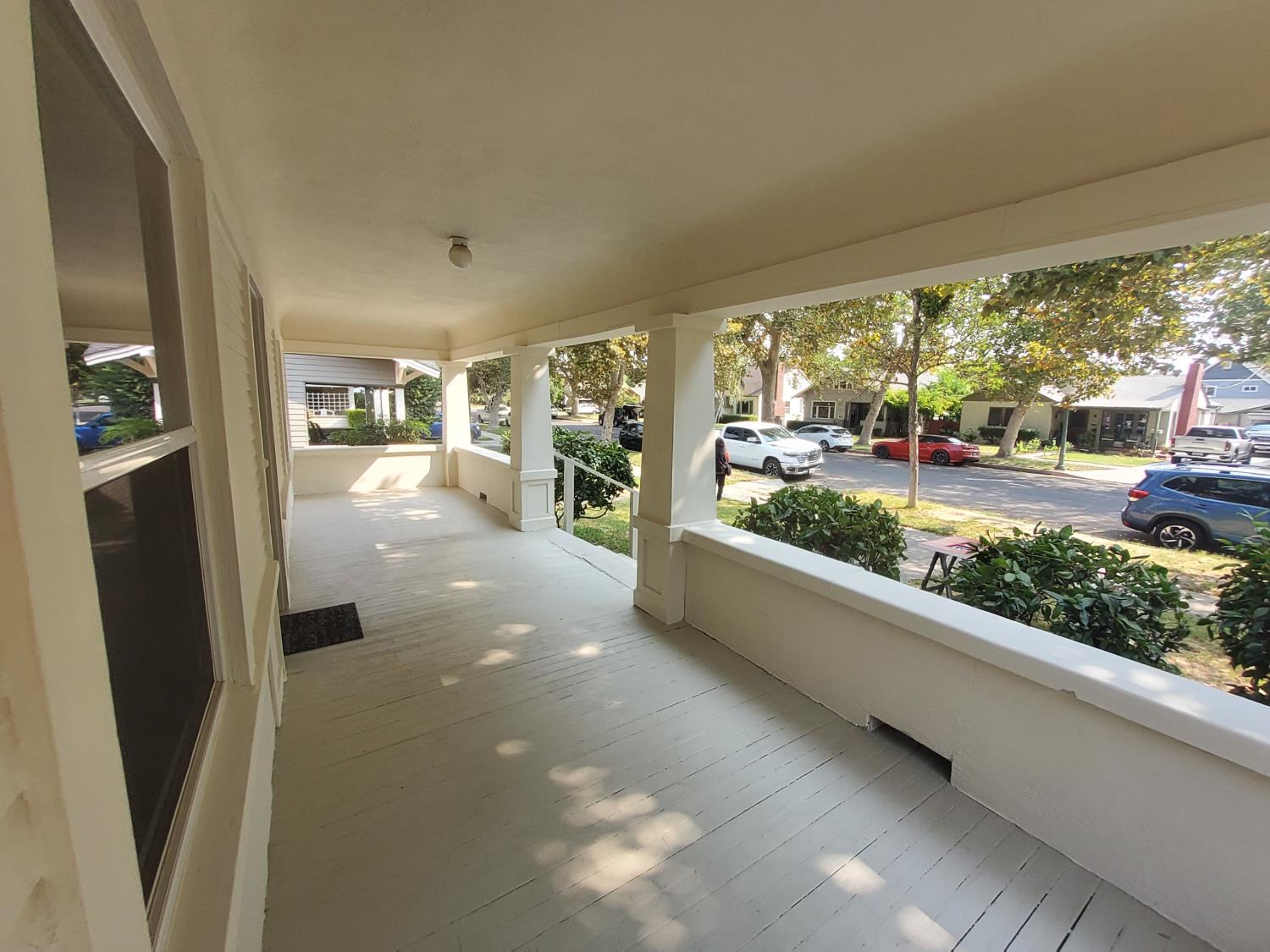 211 Orange Ave, Modesto, CA 95350