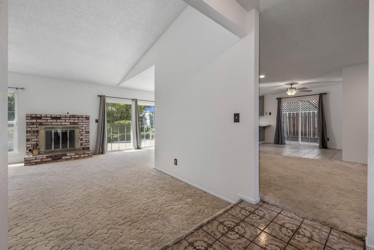962 Fernwood Dr, Manteca, CA 95336