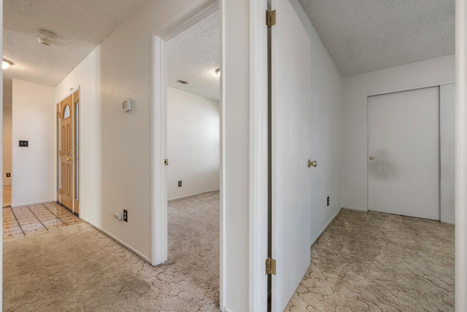 962 Fernwood Dr, Manteca, CA 95336