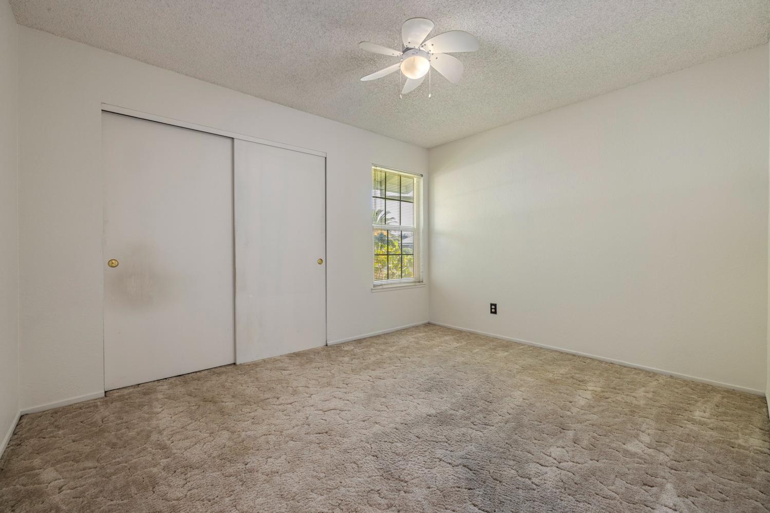 962 Fernwood Dr, Manteca, CA 95336