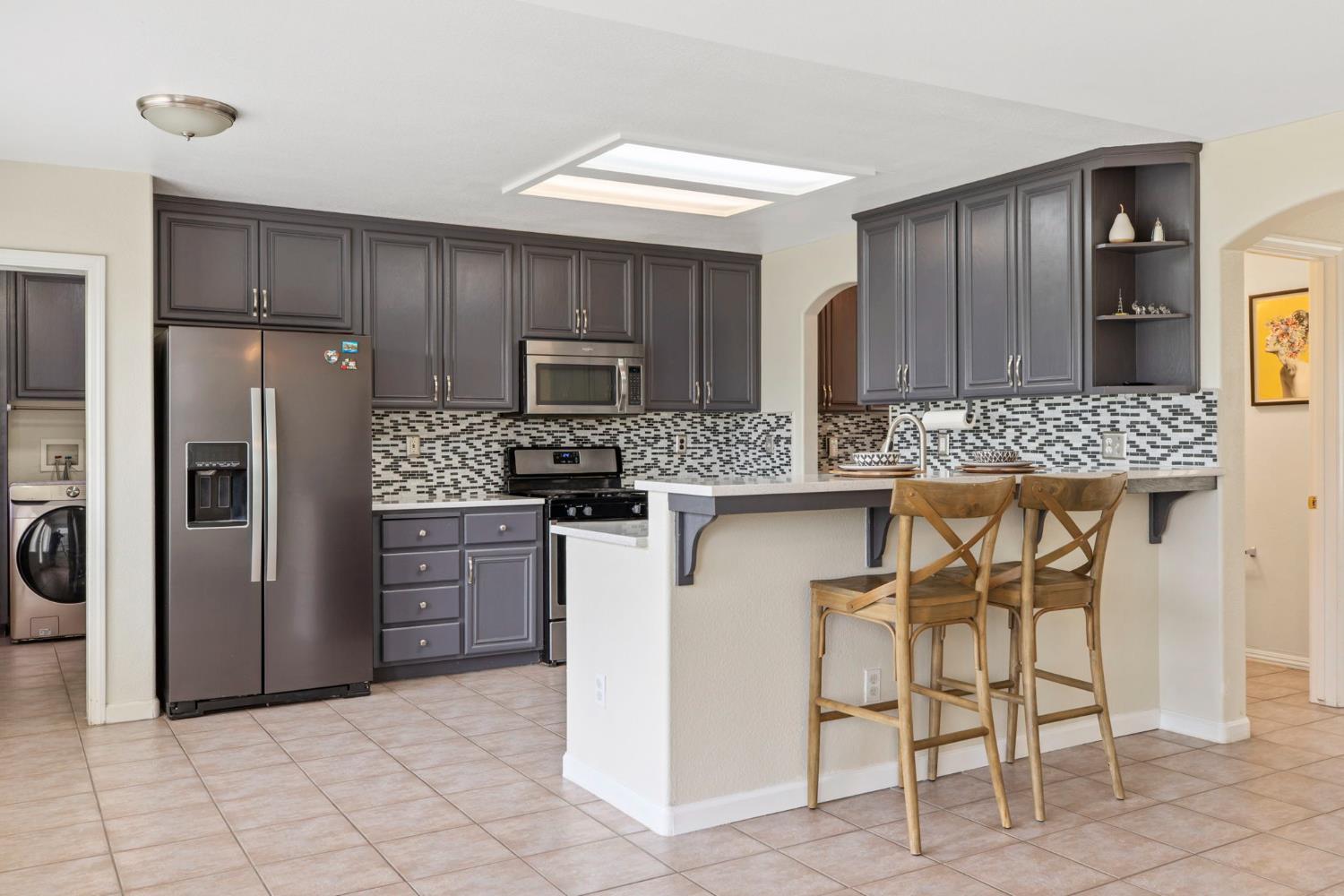 2135 Fountain Square Ave, Manteca, CA 95337