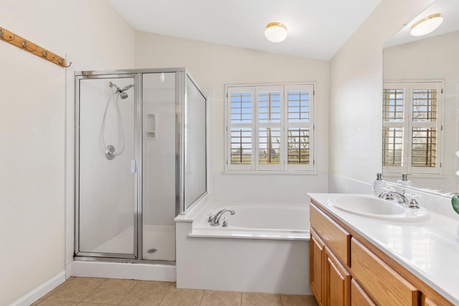2135 Fountain Square Ave, Manteca, CA 95337