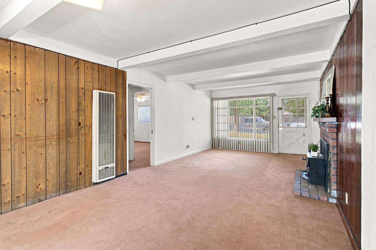 1612 Bedford Ave, Modesto, CA 95351