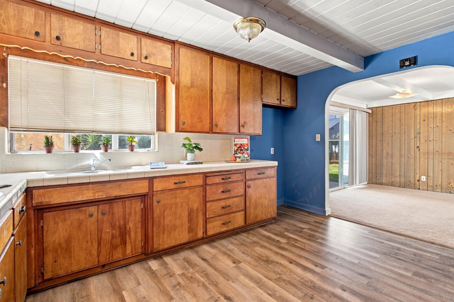1612 Bedford Ave, Modesto, CA 95351