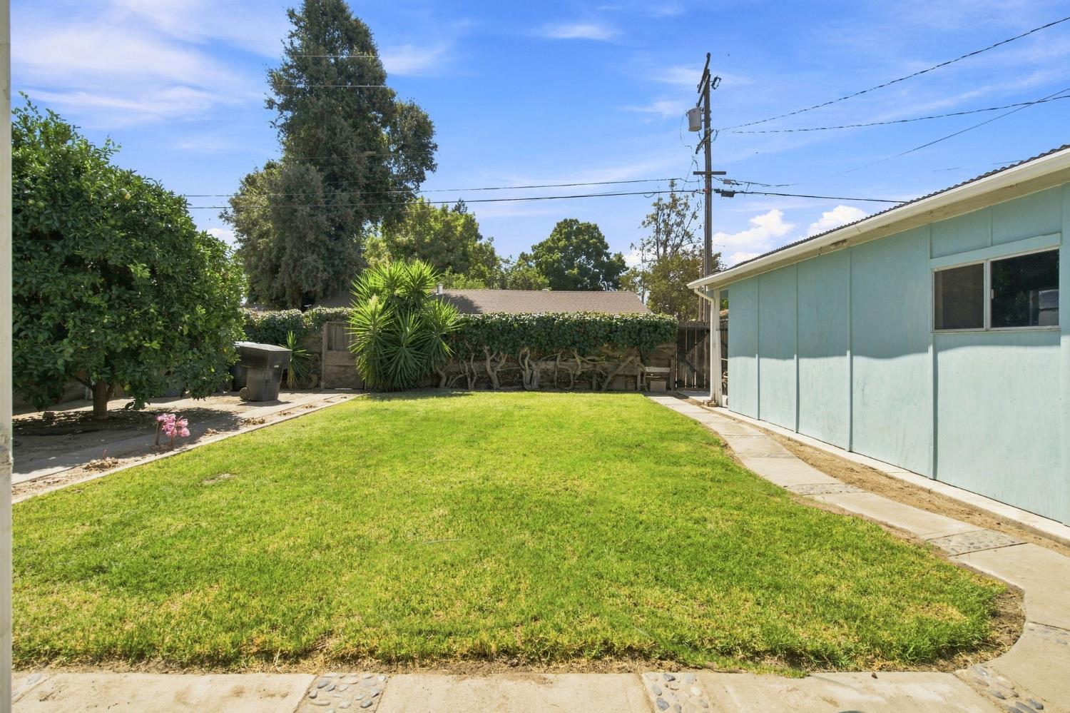 1612 Bedford Ave, Modesto, CA 95351