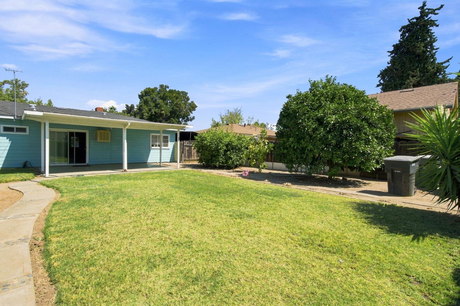 1612 Bedford Ave, Modesto, CA 95351