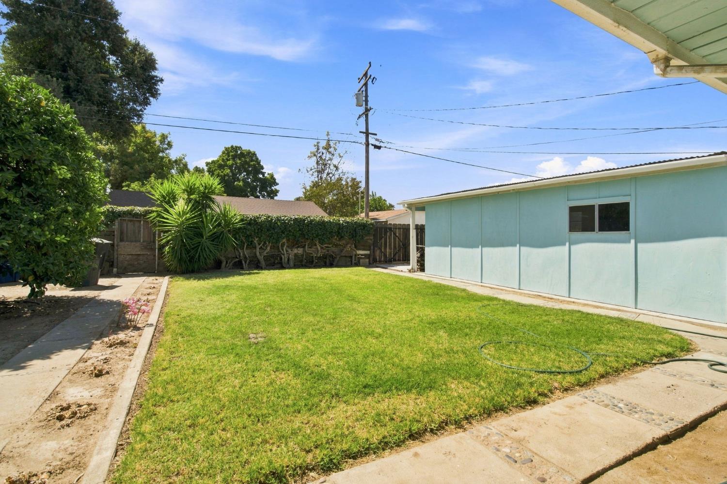 1612 Bedford Ave, Modesto, CA 95351