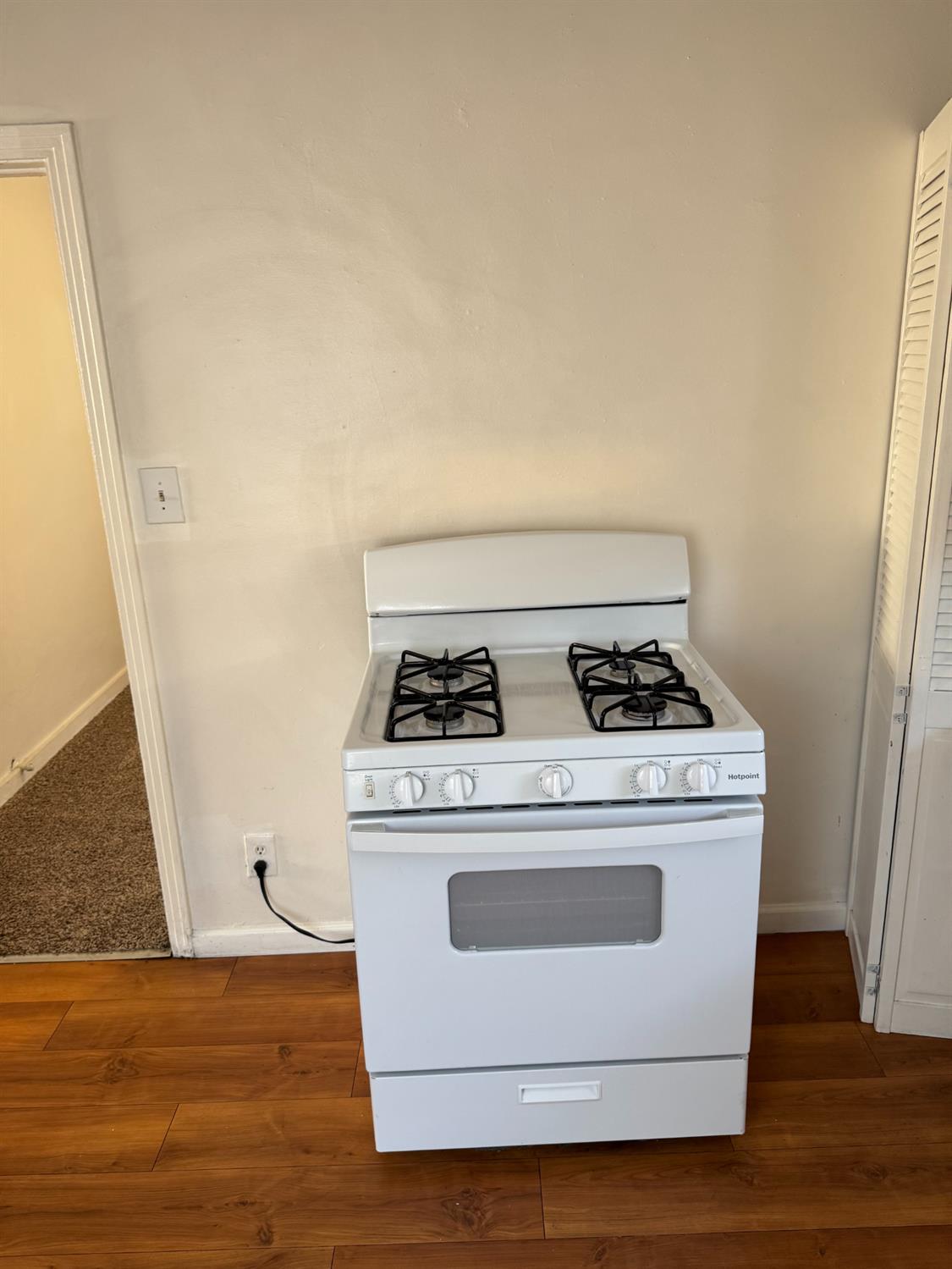 421 14th St, Modesto, CA 95354
