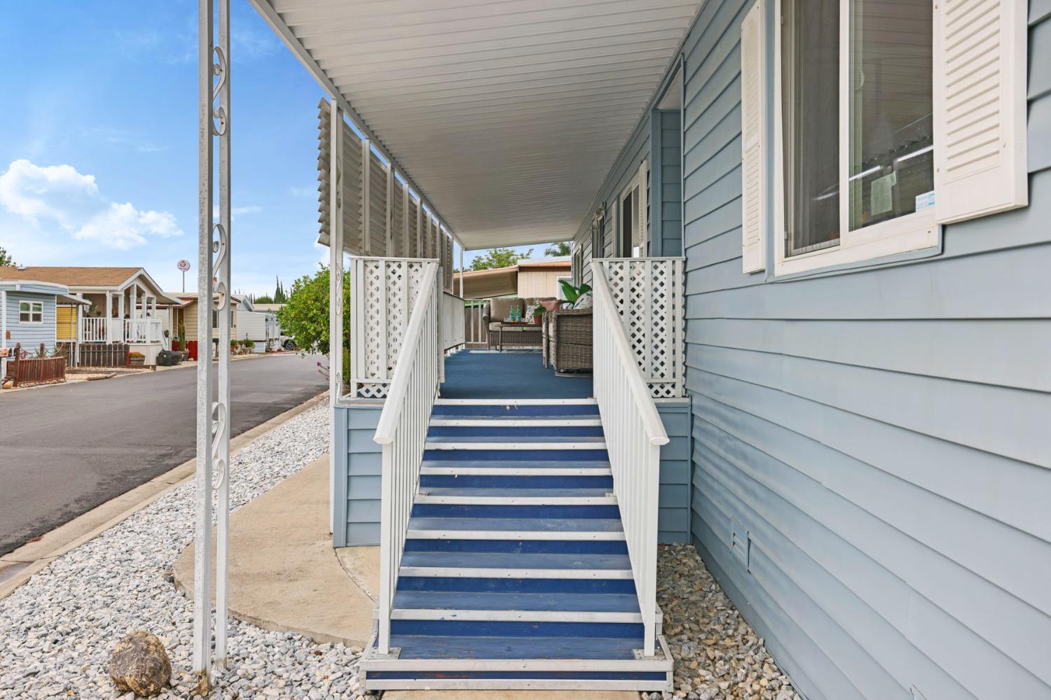 1830 E Yosemite Ave #182, Manteca, CA 95336