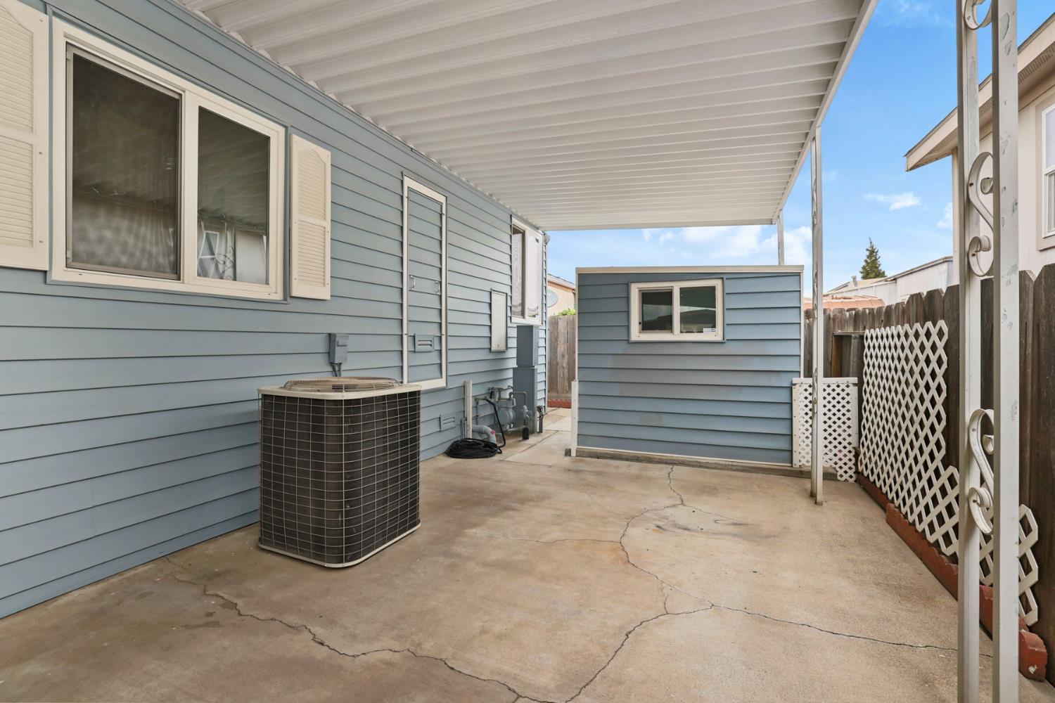 1830 E Yosemite Ave #182, Manteca, CA 95336