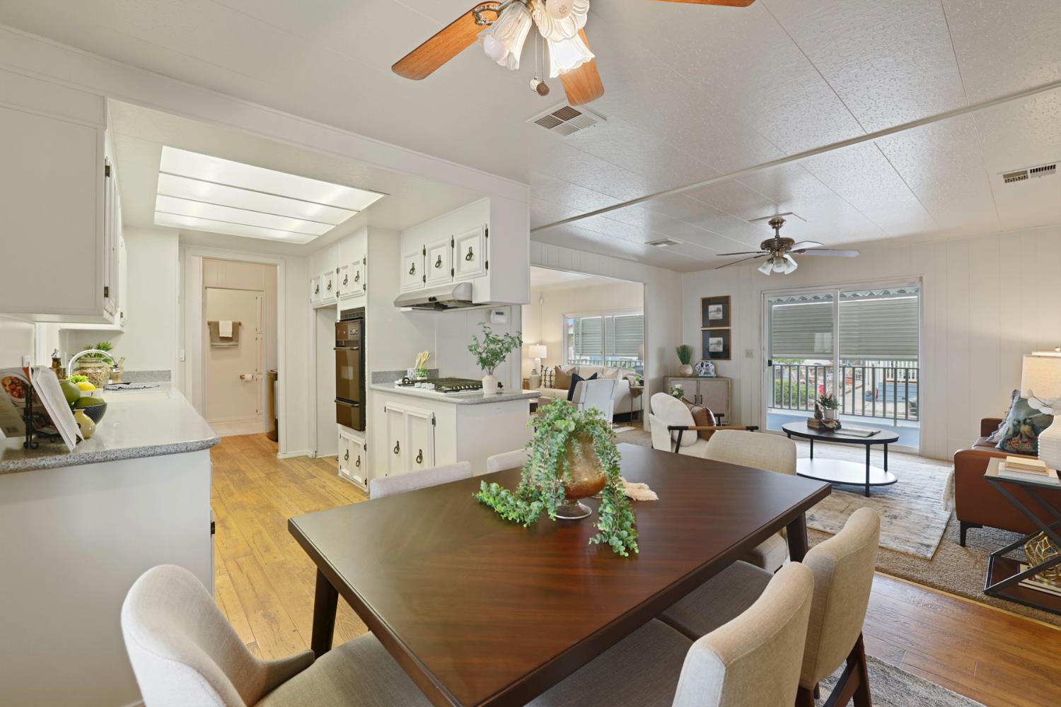 1830 E Yosemite Ave #182, Manteca, CA 95336
