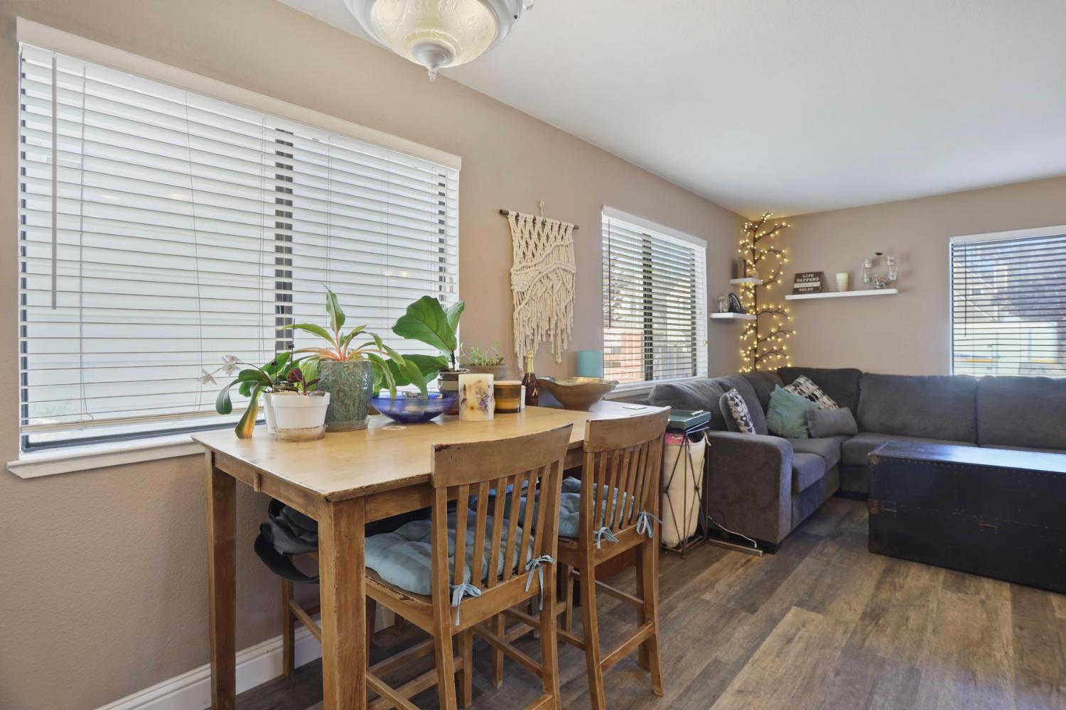 426 Benjamin Pl, Manteca, CA 95337
