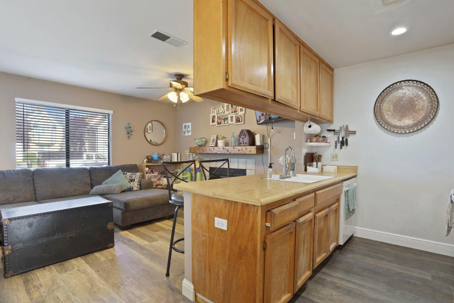 426 Benjamin Pl, Manteca, CA 95337