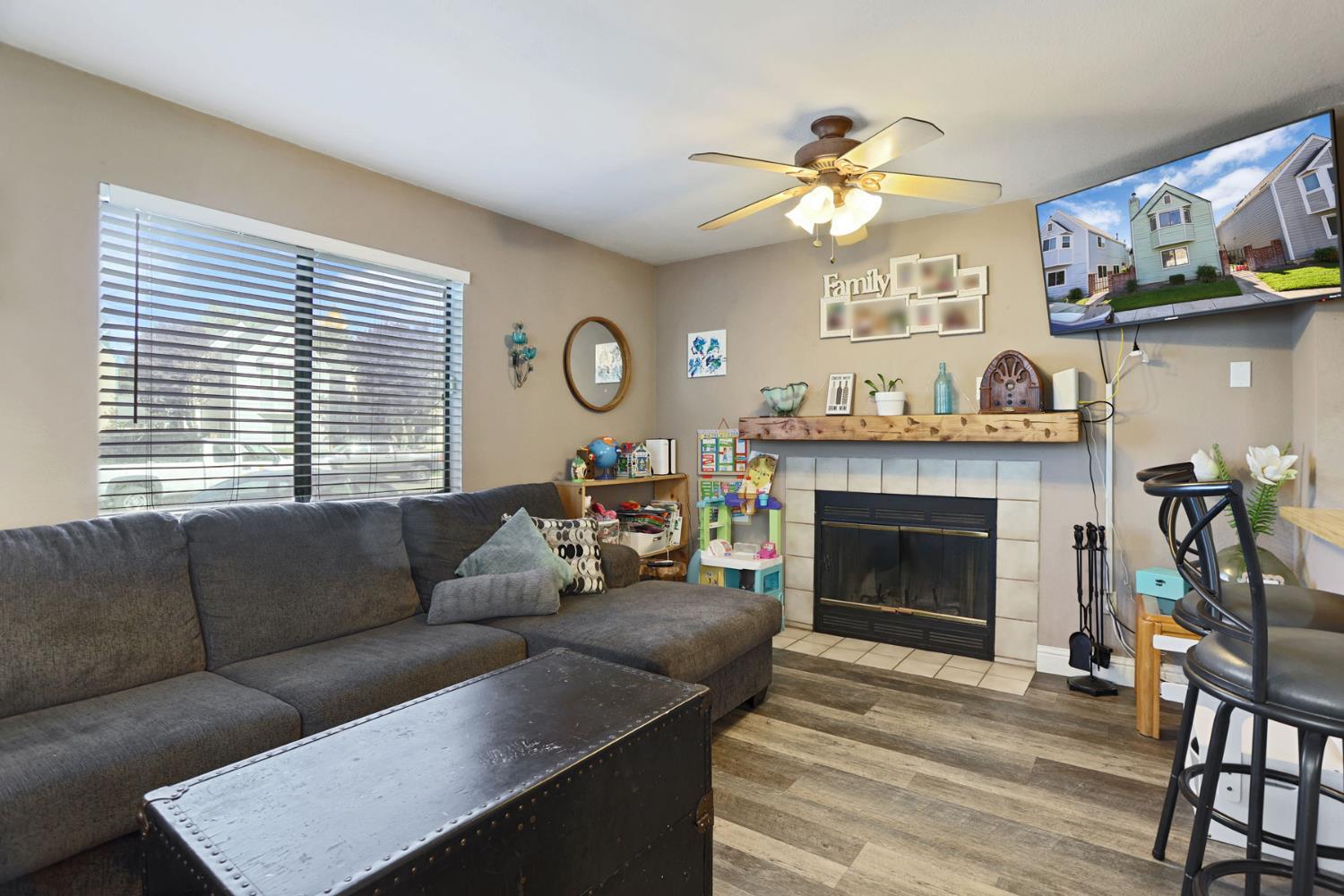 426 Benjamin Pl, Manteca, CA 95337