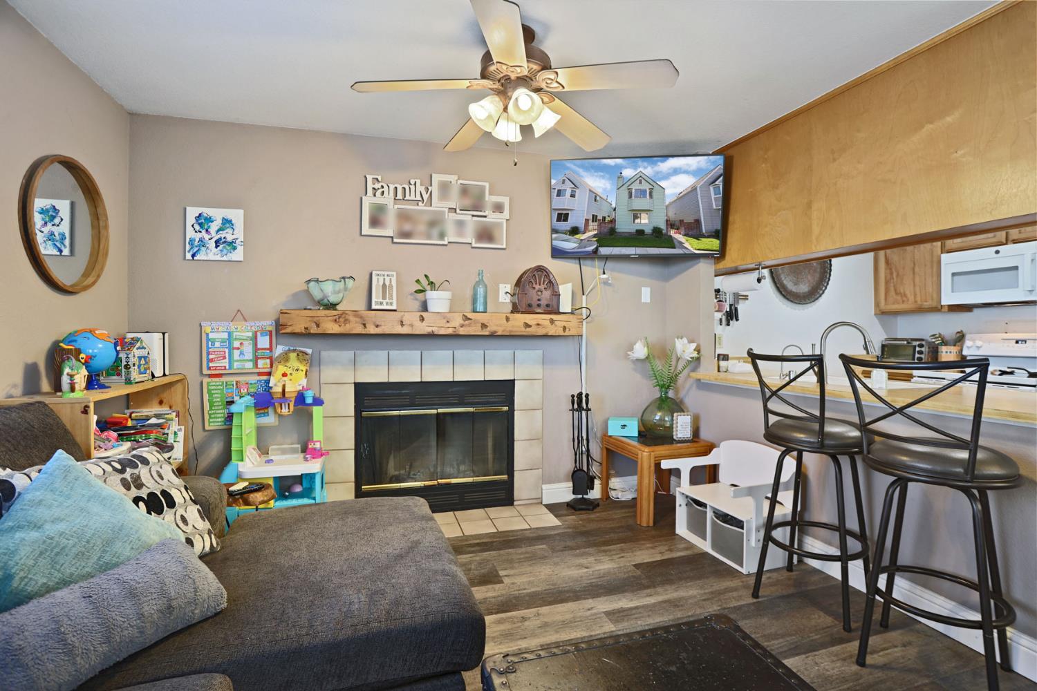 426 Benjamin Pl, Manteca, CA 95337