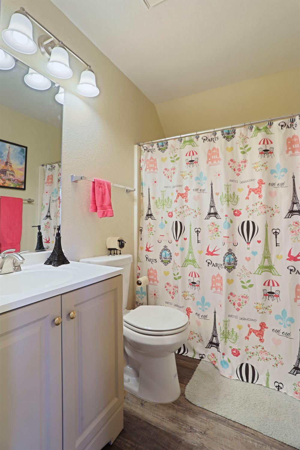 426 Benjamin Pl, Manteca, CA 95337