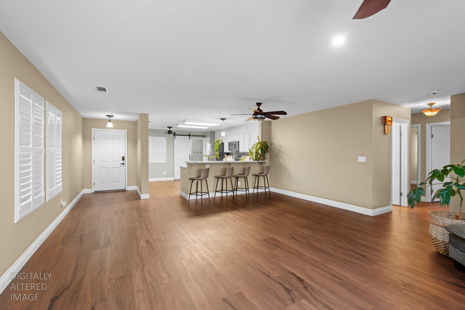 1228 Kingfisher Dr, Patterson, CA 95363