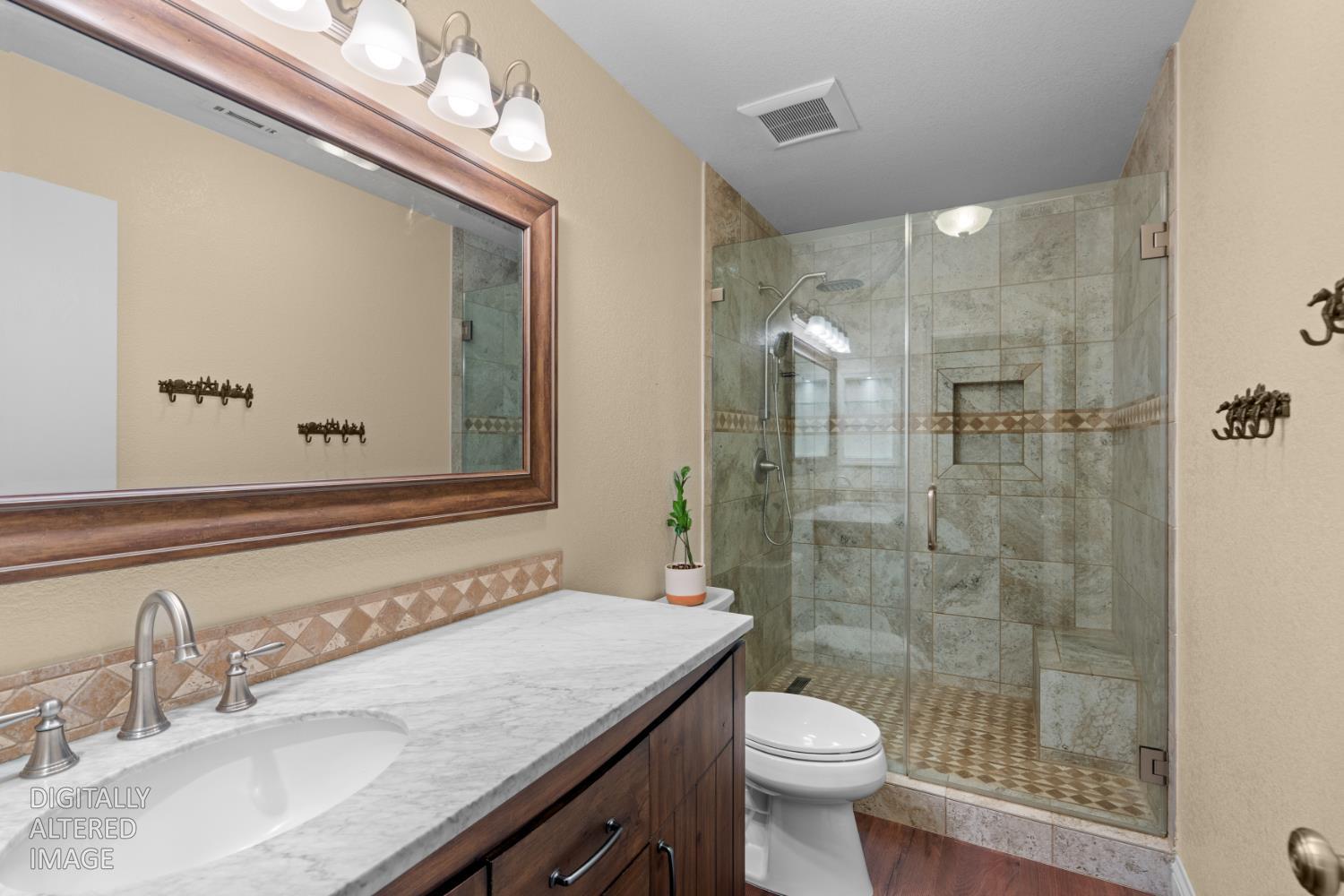 1228 Kingfisher Dr, Patterson, CA 95363