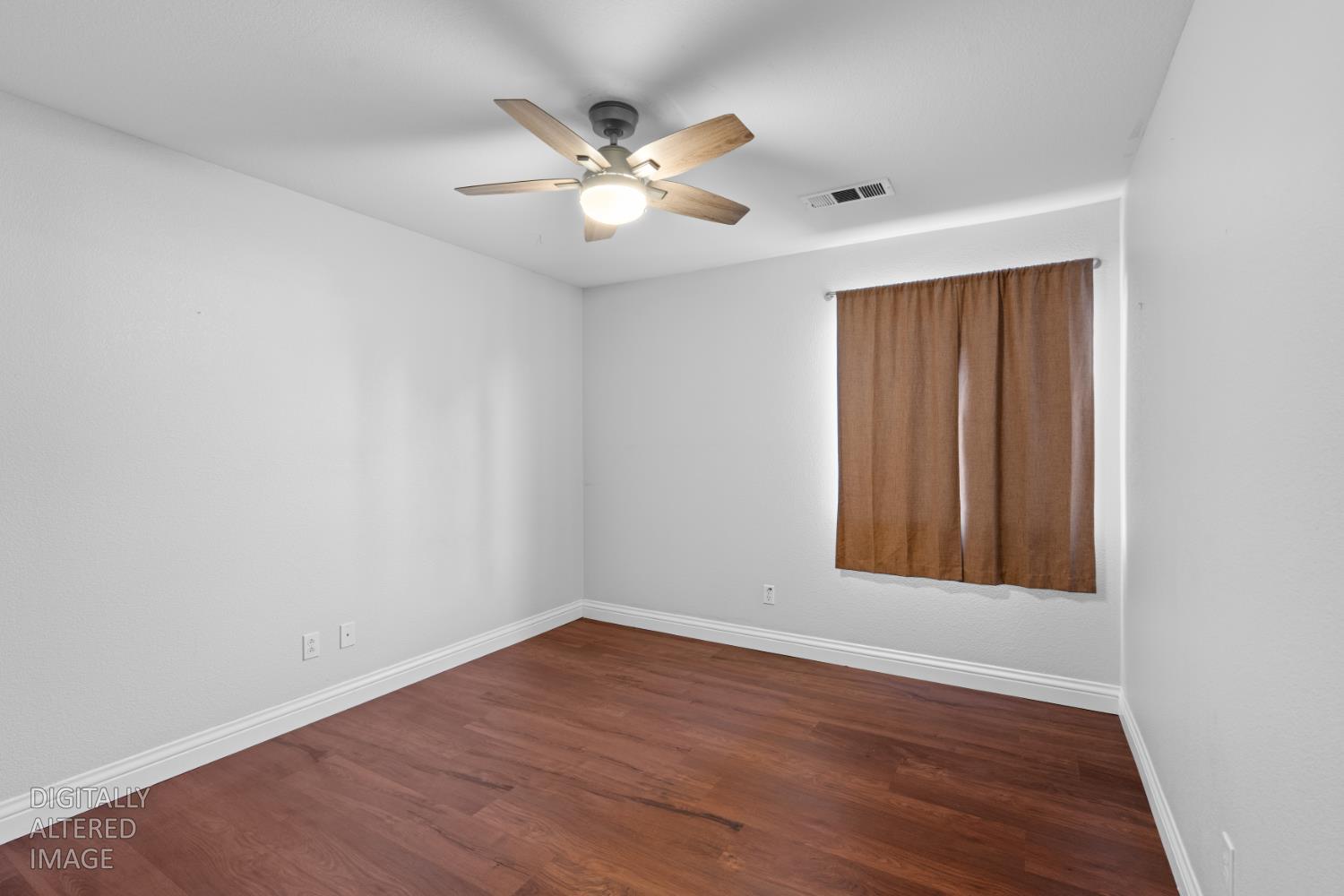 1228 Kingfisher Dr, Patterson, CA 95363