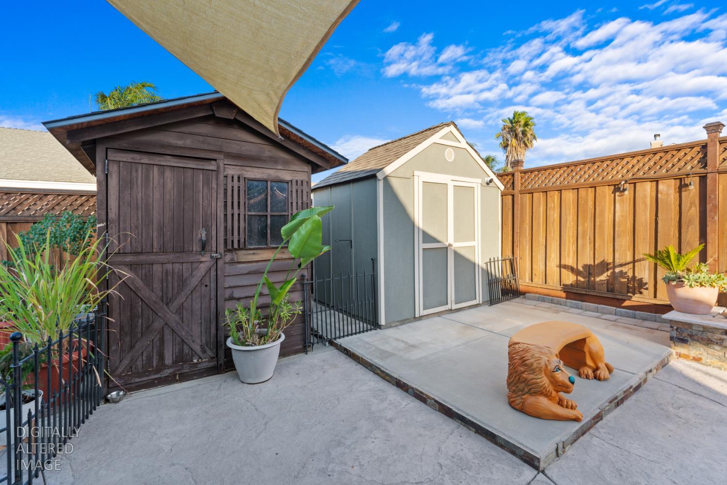 1228 Kingfisher Dr, Patterson, CA 95363