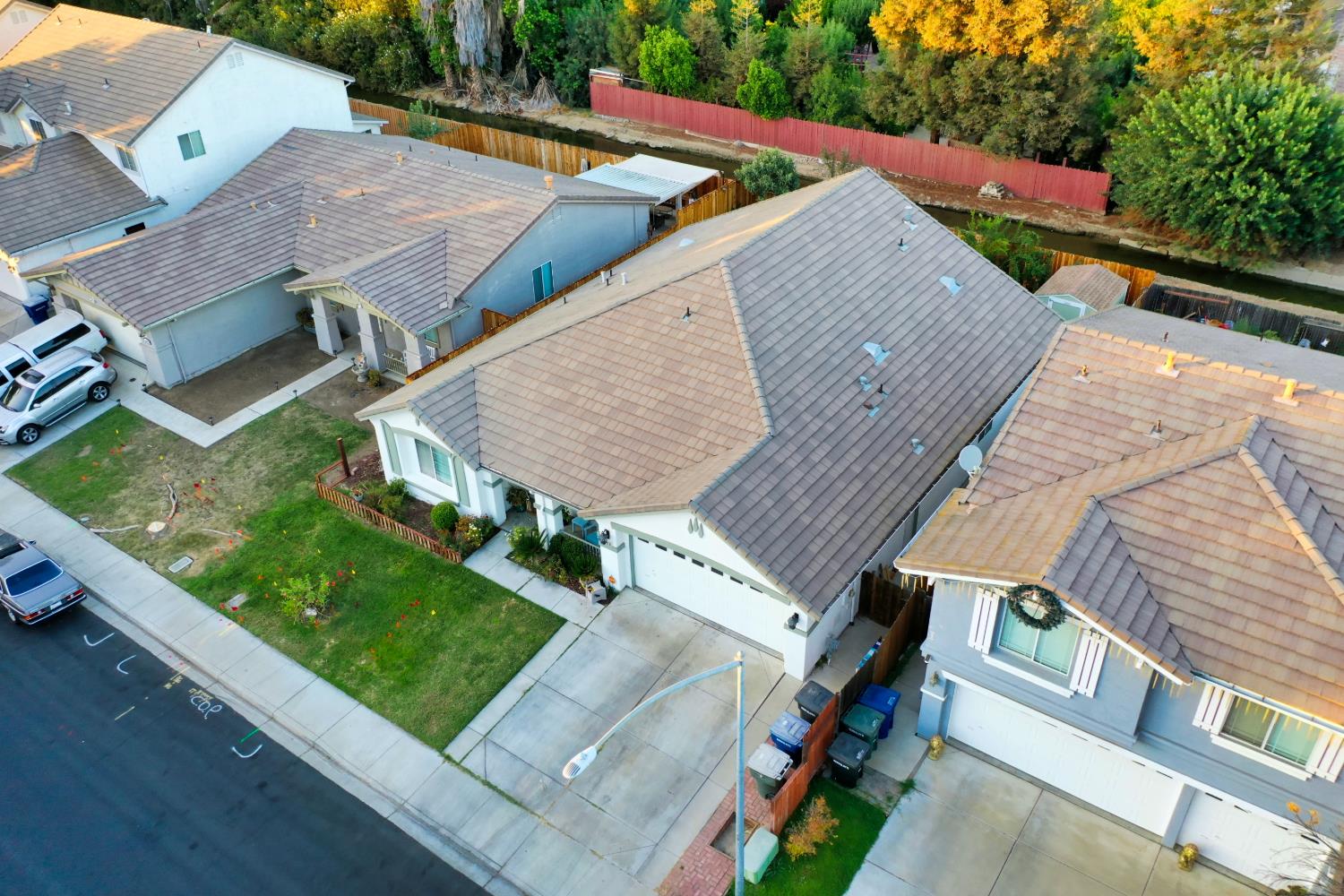 536 Red Robin Dr, Patterson, CA 95363