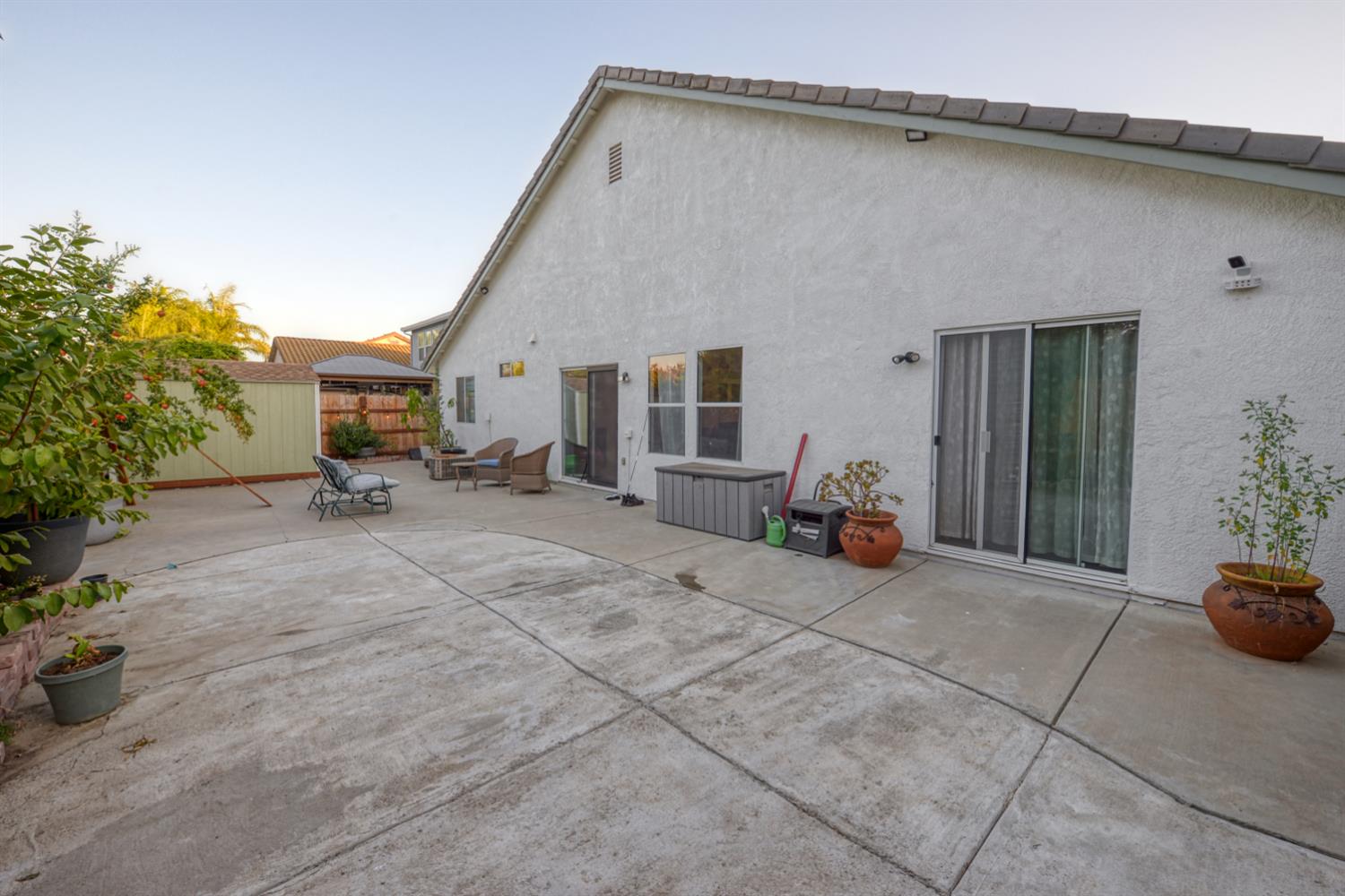 536 Red Robin Dr, Patterson, CA 95363